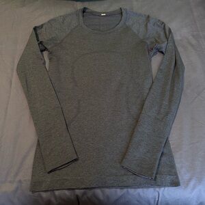 Lululemon Swiftly Tech Long-Sleeve Shirt 2.0 - Heathered Navy - Size 6